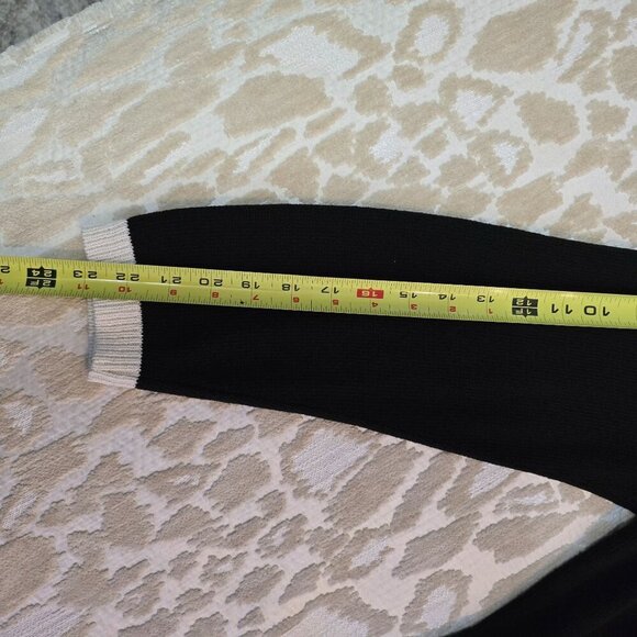 Laura By Alyzia Petites Black & Cream Button-Front Cardigan Dress With Pockets - Picture 10 of 11